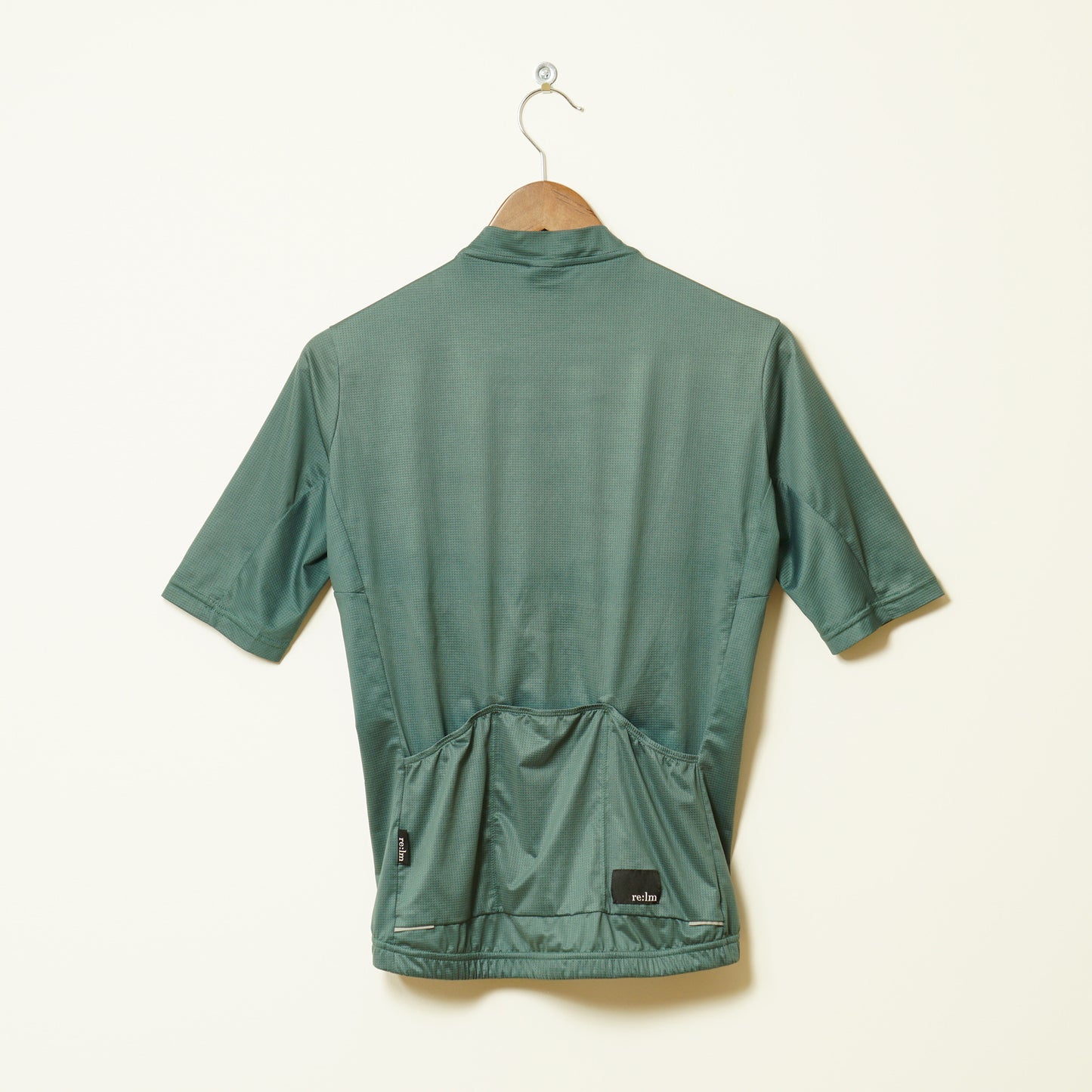 Back of women's Sacramento R-series Relm Cycling jersey