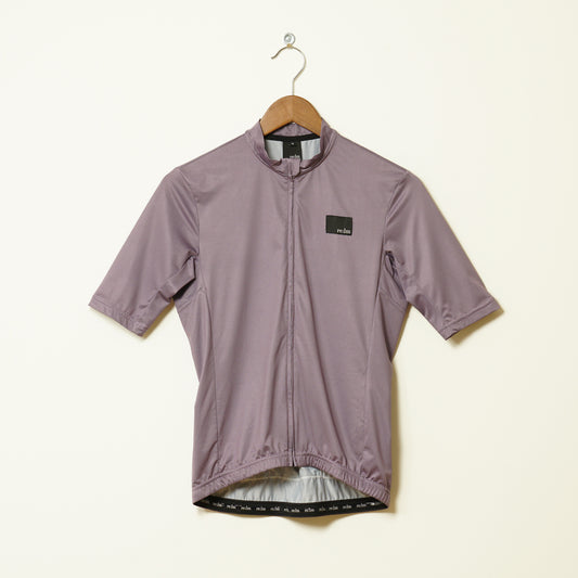 Front of men's Relm Cycling R-Series Jersey Grape