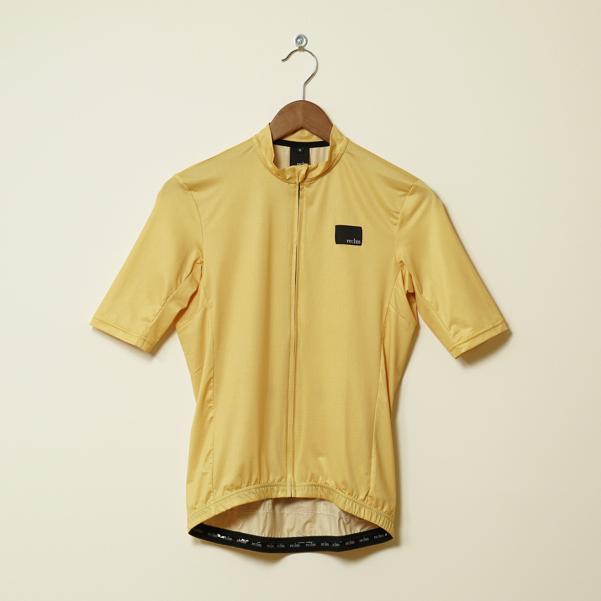 Front of men's Relm Cycling R-Series Jersey Mellow
